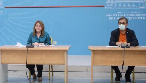 Mbetet ne fuqi ora policore: Situata e qendrueshme, universitetet vijojne online